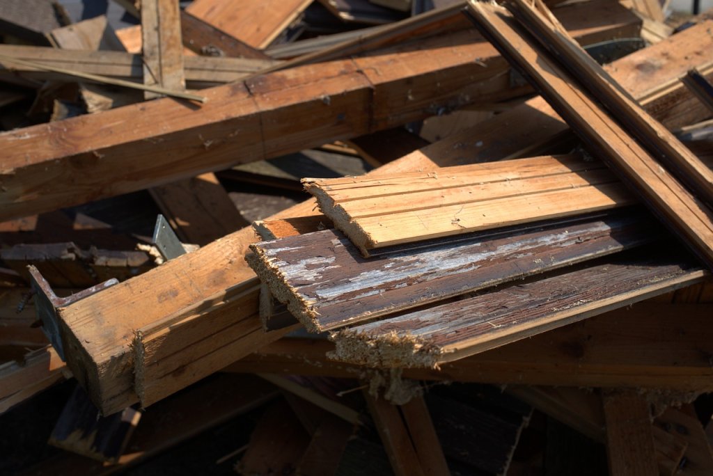 Pile of old wood. Image by <a href="https://pixabay.com/users/webandi-1460261/?utm_source=link-attribution&utm_medium=referral&utm_campaign=image&utm_content=4200862">Andreas Lischka</a> from <a href="https://pixabay.com//?utm_source=link-attribution&utm_medium=referral&utm_campaign=image&utm_content=4200862">Pixabay</a>.